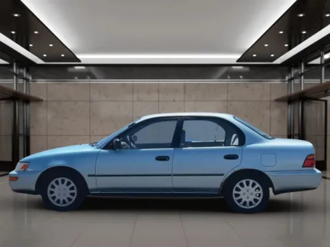 More photos of 1995 Toyota Corolla DX Sedan 4D at Synergize Auto LLC, OR