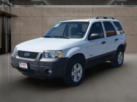More photos of 2007 Ford Escape Hybrid Sport Utility 4D at Synergize Auto LLC, OR