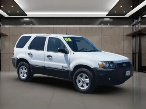 Photos of 2006 Ford Escape Hybrid Sport Utility 4D for sale in Dallas, OR at Synergize Auto LLC