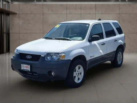 White 2006 Ford Escape Hybrid Sport Utility 4D for sale in Dallas, OR
