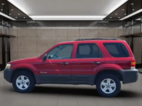 More photos of 2007 Ford Escape Hybrid Sport Utility 4D at Synergize Auto LLC, OR