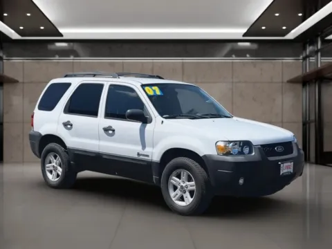 Photos of 2007 Ford Escape Hybrid Sport Utility 4D for sale in Dallas, OR at Synergize Auto LLC