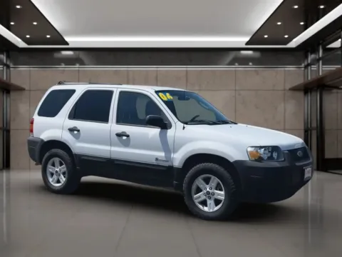 Photos of 2006 Ford Escape Hybrid Sport Utility 4D for sale in Dallas, OR at Synergize Auto LLC