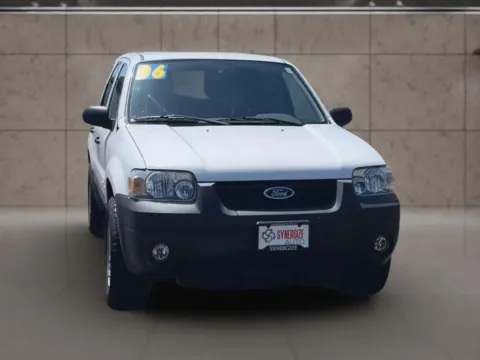 Another view of 2006 Ford Escape Hybrid Sport Utility 4D for sale in Dallas, OR at Synergize Auto LLC