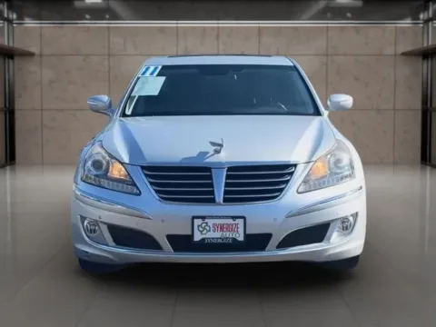 Another view of 2011 Hyundai Equus Signature Sedan 4D for sale in Dallas, OR at Synergize Auto LLC