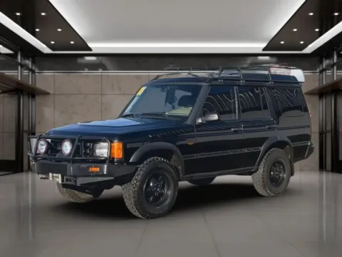 More photos of 2001 Land Rover Discovery Series II SD Sport Utility 4D at Synergize Auto LLC, OR