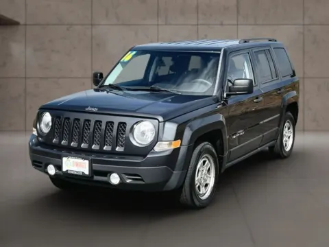 Gray 2016 Jeep Patriot Sport SUV 4D for sale in Dallas, OR