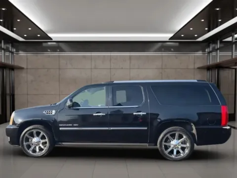 More photos of 2013 Cadillac Escalade ESV Platinum Edition Sport Utility 4D at Synergize Auto LLC, OR