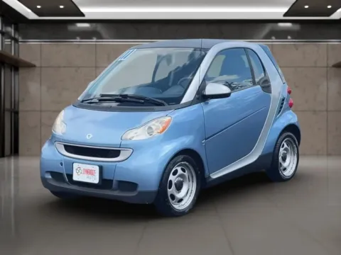 More photos of 2011 smart fortwo Pure Hatchback Coupe 2D at Synergize Auto LLC, OR