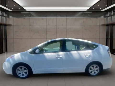 Photos of 2005 Toyota Prius Hatchback 4D for sale in Dallas, OR at Synergize Auto LLC
