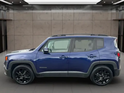 Photos of 2017 Jeep Renegade Altitude Sport Utility 4D for sale in Dallas, OR at Synergize Auto LLC