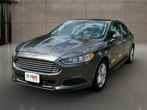 Black 2016 Ford Fusion SE Sedan 4D for sale in Dallas, OR