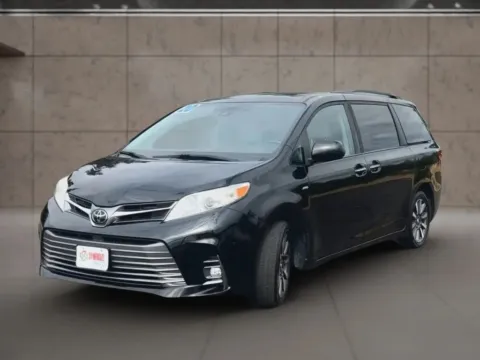 More photos of 2020 Toyota Sienna XLE Premium Minivan 4D at Synergize Auto LLC, OR