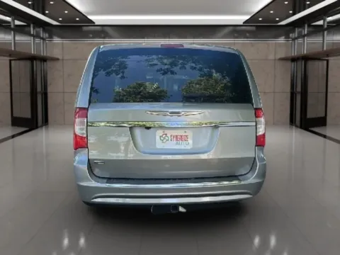 Another view of 2016 Chrysler Town & Country Touring Minivan 4D for sale in Dallas, OR at Synergize Auto LLC
