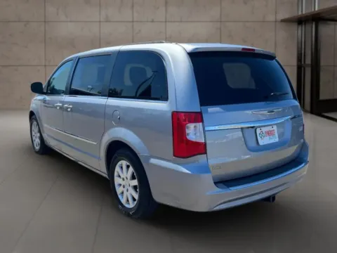 Another view of 2016 Chrysler Town & Country Touring Minivan 4D for sale in Dallas, OR at Synergize Auto LLC