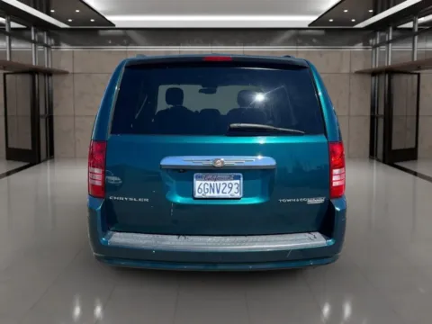More photos of 2009 Chrysler Town & Country Touring Minivan 4D at Synergize Auto LLC, OR