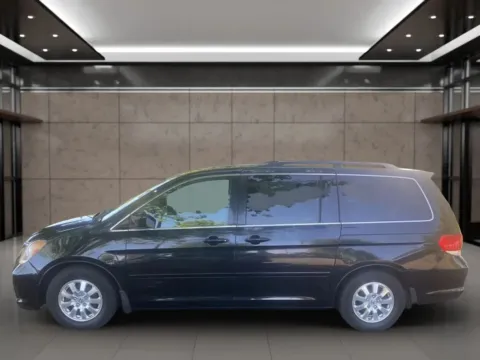 Photos of 2008 Honda Odyssey Touring Minivan 4D for sale in Dallas, OR at Synergize Auto LLC