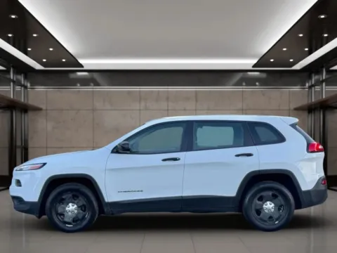 Photos of 2017 Jeep Cherokee Sport SUV 4D for sale in Dallas, OR at Synergize Auto LLC