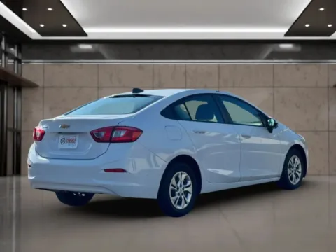 More photos of 2019 Chevrolet Cruze LS Sedan 4D at Synergize Auto LLC, OR
