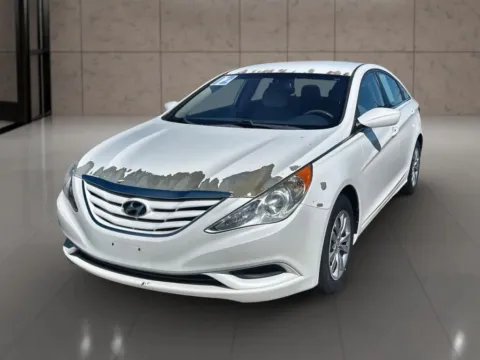 White 2012 Hyundai Sonata GLS Sedan 4D for sale in Dallas, OR
