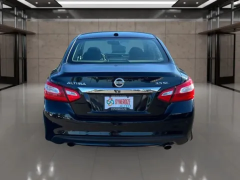 More photos of 2017 Nissan Altima 3.5 SL Sedan 4D at Synergize Auto LLC, OR