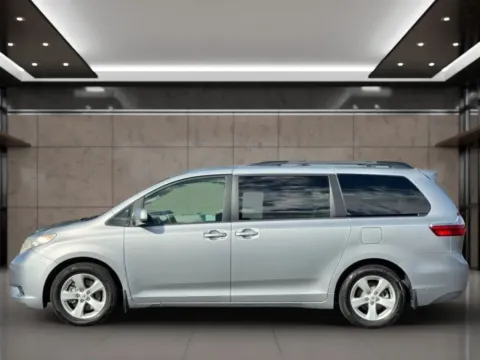Photos of 2015 Toyota Sienna LE Minivan 4D for sale in Dallas, OR at Synergize Auto LLC