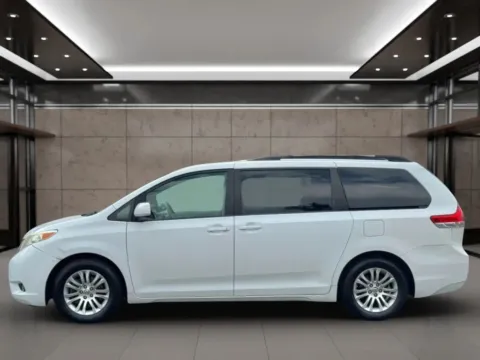 Photos of 2011 Toyota Sienna XLE Minivan 4D for sale in Dallas, OR at Synergize Auto LLC