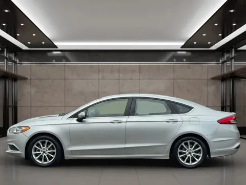 Photos of 2017 Ford Fusion SE Sedan 4D for sale in Dallas, OR at Synergize Auto LLC
