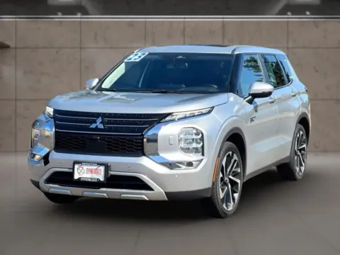 Silver 2023 Mitsubishi Outlander PHEV SE Sport Utility 4D for sale in Dallas, OR