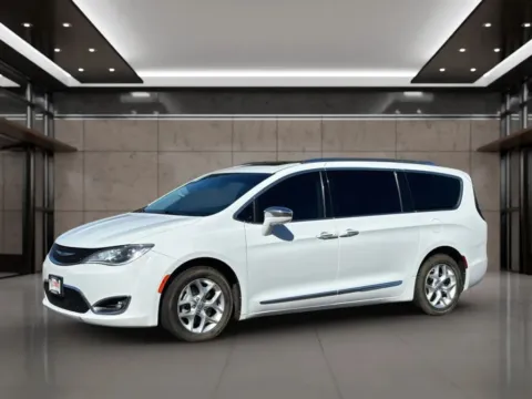 Photos of 2020 Chrysler Pacifica Limited Minivan 4D for sale in Dallas, OR at Synergize Auto LLC