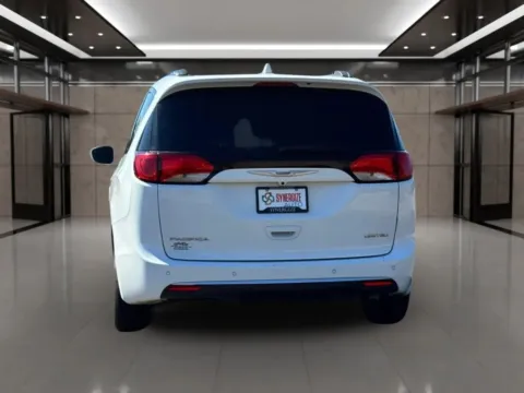 More photos of 2020 Chrysler Pacifica Limited Minivan 4D at Synergize Auto LLC, OR