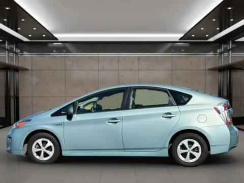 Another view of 2013 Toyota Prius One Hatchback 4D for sale in Dallas, OR at Synergize Auto LLC