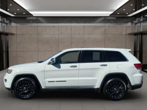 Photos of 2018 Jeep Grand Cherokee Limited Sport Utility 4D for sale in Dallas, OR at Synergize Auto LLC