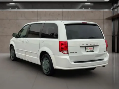 Another view of 2016 Dodge Grand Caravan Passenger SE Minivan 4D for sale in Dallas, OR at Synergize Auto LLC