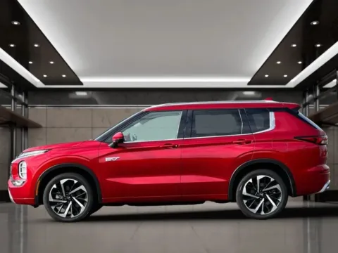 Another view of 2023 Mitsubishi Outlander PHEV SEL Sport Utility 4D for sale in Dallas, OR at Synergize Auto LLC