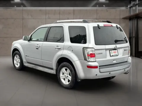 Another view of 2010 Mercury Mariner Hybrid Sport Utility 4D for sale in Dallas, OR at Synergize Auto LLC