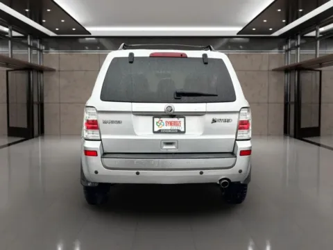 More photos of 2010 Mercury Mariner Hybrid Sport Utility 4D at Synergize Auto LLC, OR