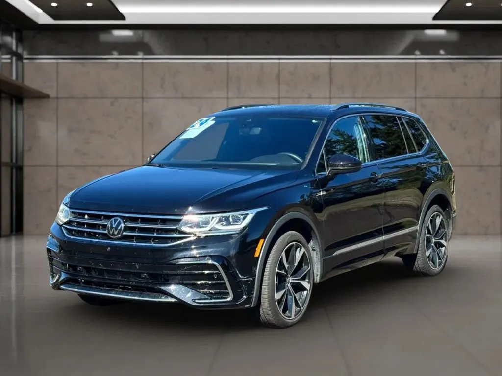 Black 2024 Volkswagen Tiguan SEL R-Line 4MOTION Sport Utility 4D for sale in Dallas, OR