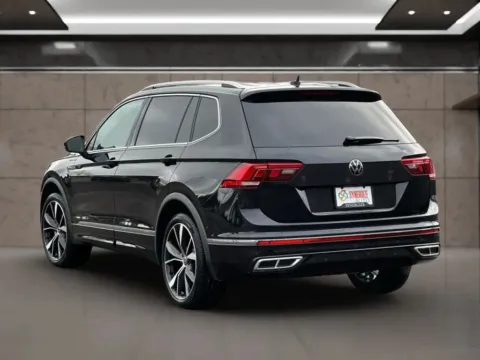 Another view of 2024 Volkswagen Tiguan SEL R-Line 4MOTION Sport Utility 4D for sale in Dallas, OR at Synergize Auto LLC