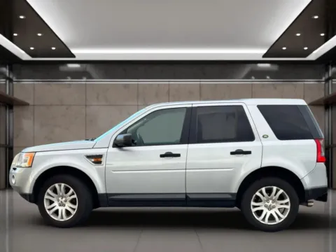 Photos of 2008 Land Rover LR2 SE Sport Utility 4D for sale in Dallas, OR at Synergize Auto LLC