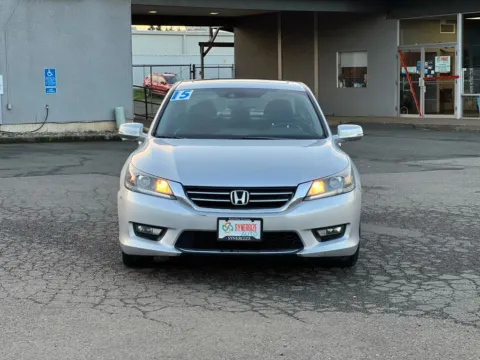Another view of 2015 Honda Accord EX-L Sedan 4D for sale in Dallas, OR at Synergize Auto LLC