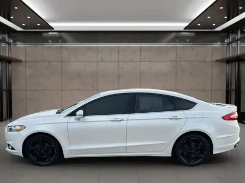 Photos of 2016 Ford Fusion SE Sedan 4D for sale in Dallas, OR at Synergize Auto LLC