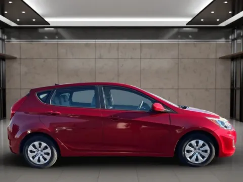 Photos of 2017 Hyundai Accent SE Hatchback 4D for sale in Dallas, OR at Synergize Auto LLC