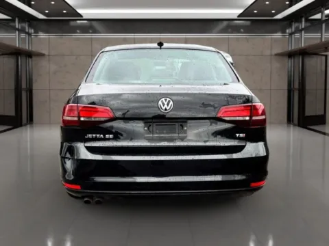 Another view of 2017 Volkswagen Jetta 1.4T SE Sedan 4D for sale in Dallas, OR at Synergize Auto LLC
