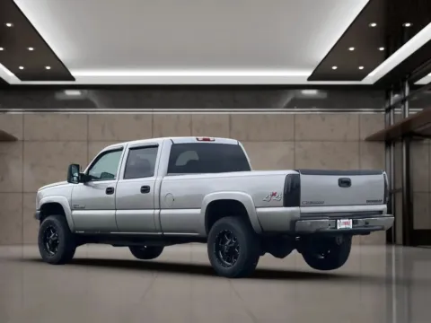More photos of 2004 Chevrolet Silverado 2500 HD Crew Cab LS Pickup 4D 8 ft at Synergize Auto LLC, OR