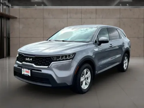 Gray 2022 Kia Sorento LX Sport Utility 4D for sale in Dallas, OR