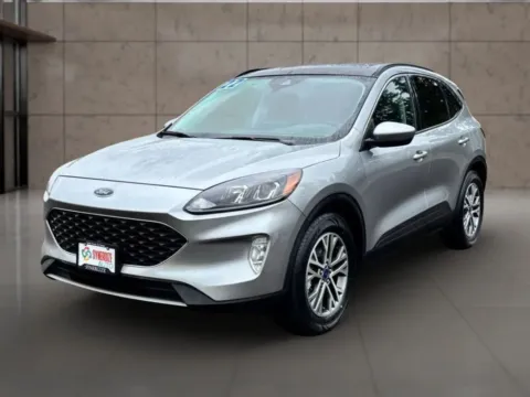 Silver 2022 Ford Escape SEL Sport Utility 4D for sale in Dallas, OR