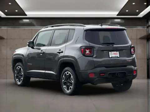 More photos of 2017 Jeep Renegade Trailhawk Sport Utility 4D at Synergize Auto LLC, OR
