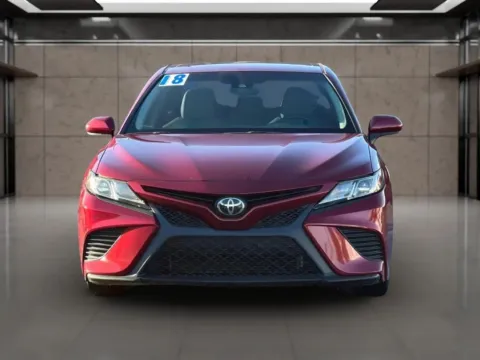 Photos of 2018 Toyota Camry SE Sedan 4D for sale in Dallas, OR at Synergize Auto LLC