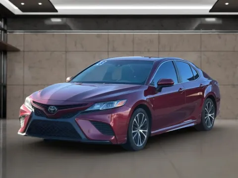 Red 2018 Toyota Camry SE Sedan 4D for sale in Dallas, OR